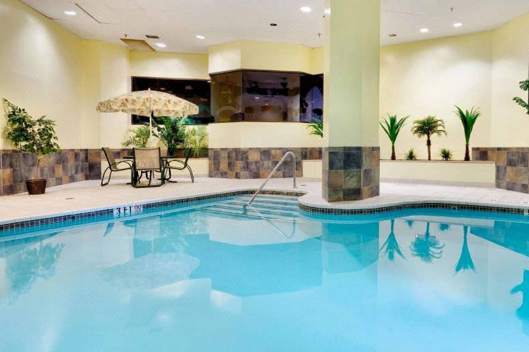 Piscină încălzită
